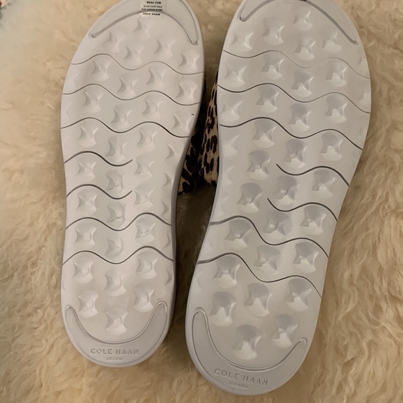 Cole Haan Zerogrand Calf Hair Leopard Slides NWOB - Picture 5 of 6